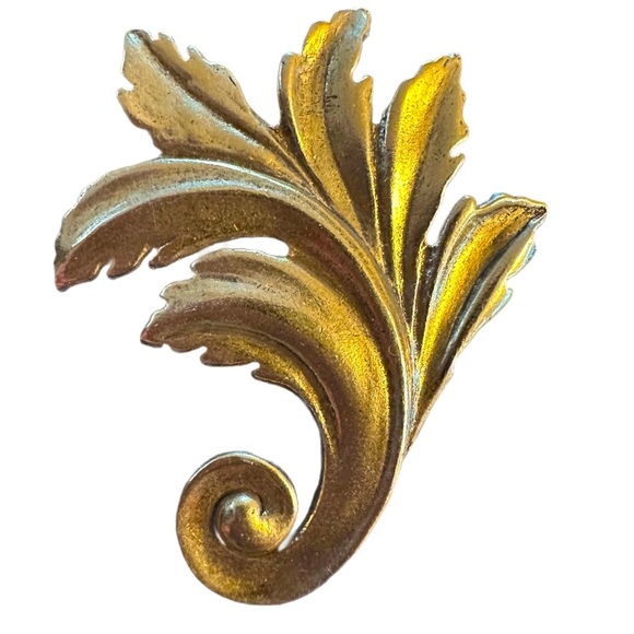 Elegant Vintage MMA Gold and Bronze Leaf Brooch - MINT CONDITION - Picture 1 of 4